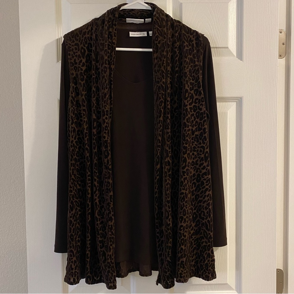 Velvet cheetah print cardigan with long sleeve under shirt